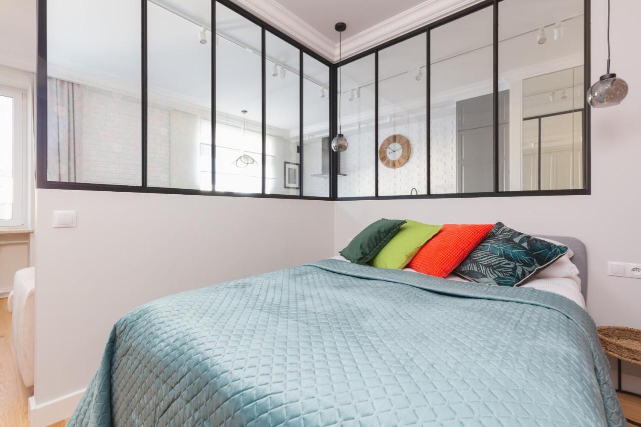 Apartment Bialobrzeska Warsaw Ochota By Renters Luaran gambar